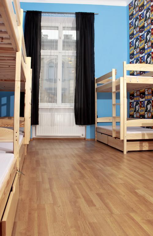 Pillows Party Hostel Krakow Phòng bức ảnh