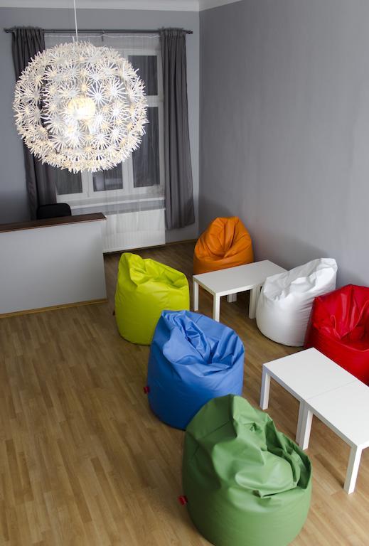 Pillows Party Hostel Krakow Ngoại thất bức ảnh